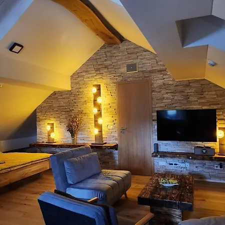 Apartamento Krásný Refrino *